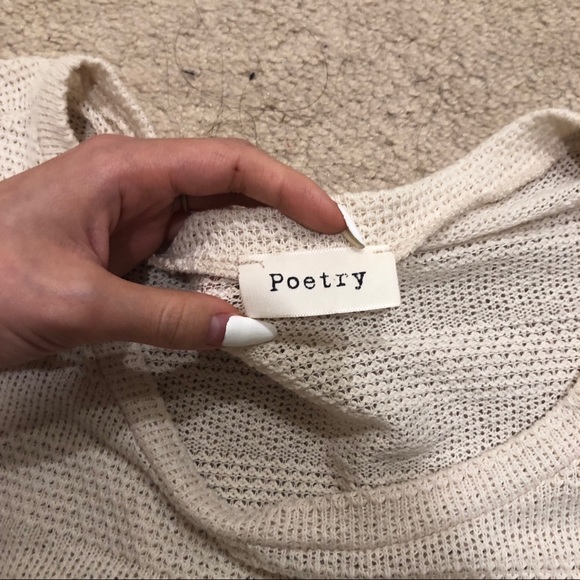 Urban Outfitters unique cream longsleeve - Picture 4 of 5